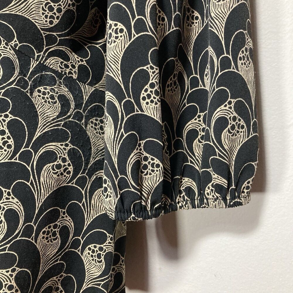 Vtg Max Studio Top Womens Small Blouse Black Gold Balloon Sleeve V Neck 90s Y2K - Picture 6 of 7